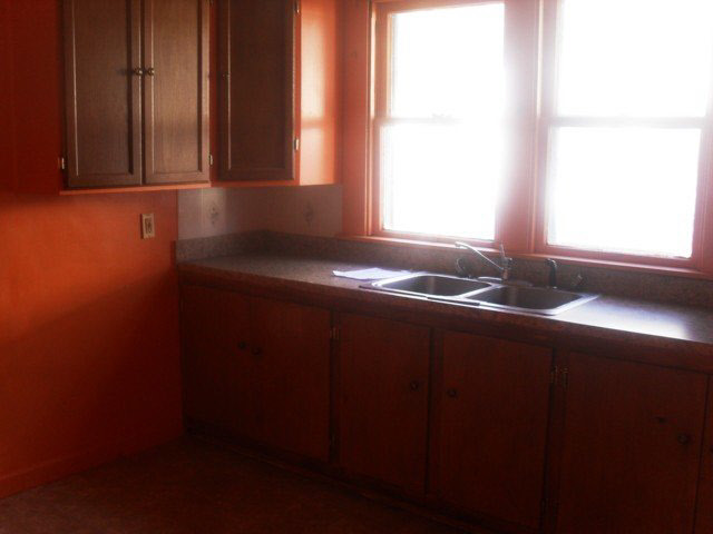 122 Pottawattomi Dr, Elkhart, IN 46516 photo 5