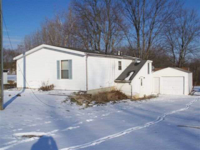 410 N 9th St, Goshen, IN 46528 photo 1