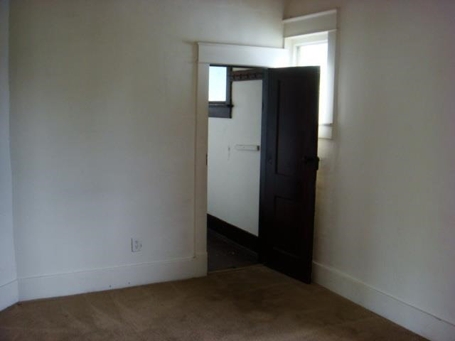 1701 Moyer Ave, Elkhart, IN 46516 photo 4