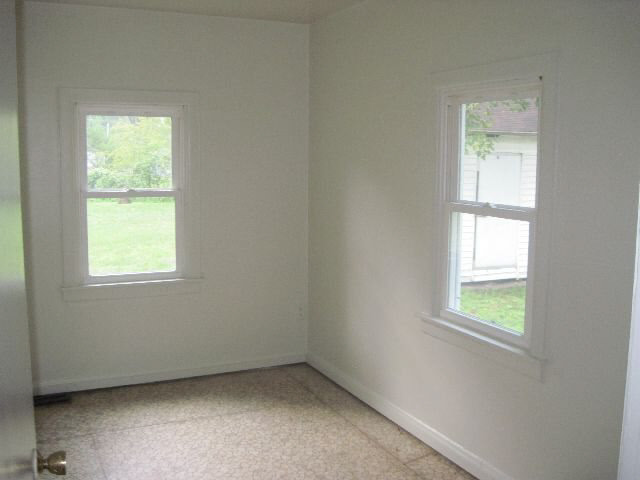 1317 E Bristol St, Elkhart, IN 46514 photo 7