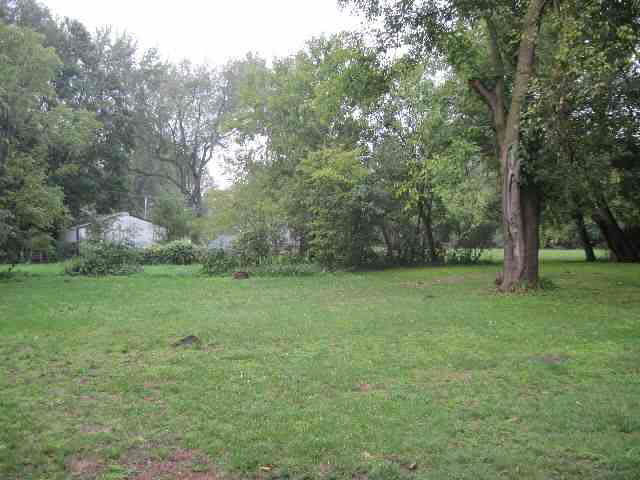 1317 E Bristol St, Elkhart, IN 46514 photo 3