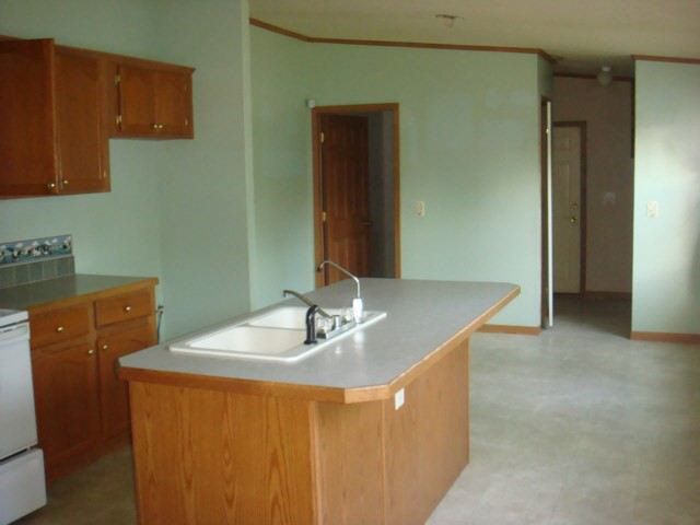 1305 W Indiana, South Bend, IN 46613 photo 2