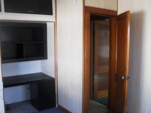 1153 E Walnut St, Nappanee, IN 46550 photo 8