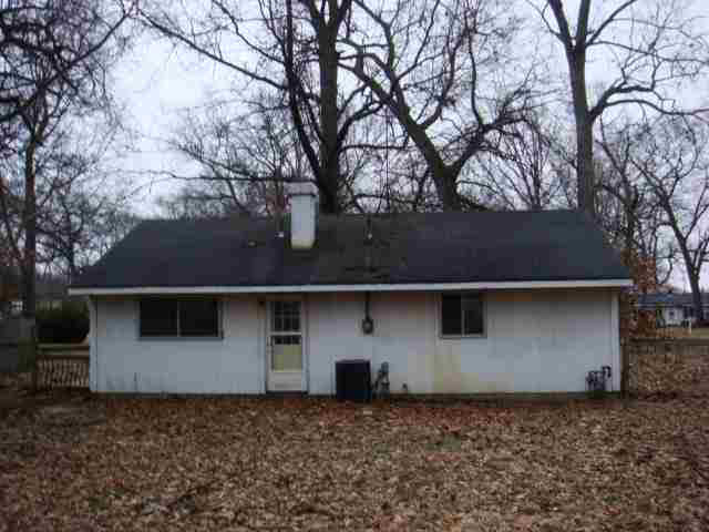 27825 Westwood Dr, Elkhart, IN 46514 photo 2