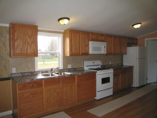 28765 Melody Ln, Elkhart, IN 46514 photo 2