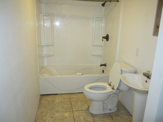 23740 Florence Ave, Elkhart, IN 46516 photo 6