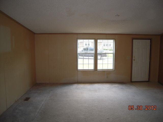 26399 Lakeview Dr, South Bend, IN 46619 photo 14