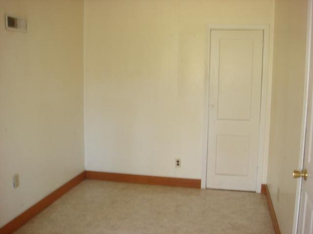 56644 Crescent Dr, Osceola, IN 46561 photo 9