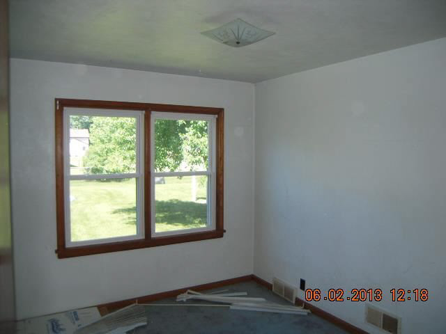 2117 Oliver St, South Bend, IN 46613 photo 8