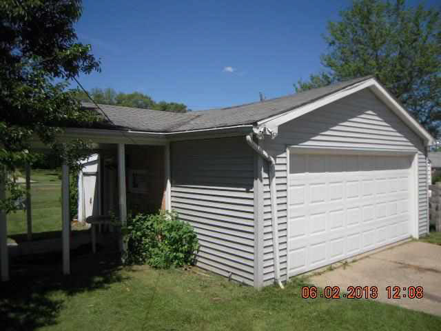 2117 Oliver St, South Bend, IN 46613 photo 5