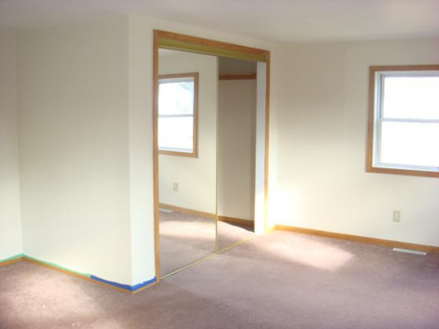 28226 Broad St, Elkhart, IN 46517 photo 5