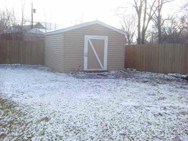 28226 Broad St, Elkhart, IN 46517 photo 8
