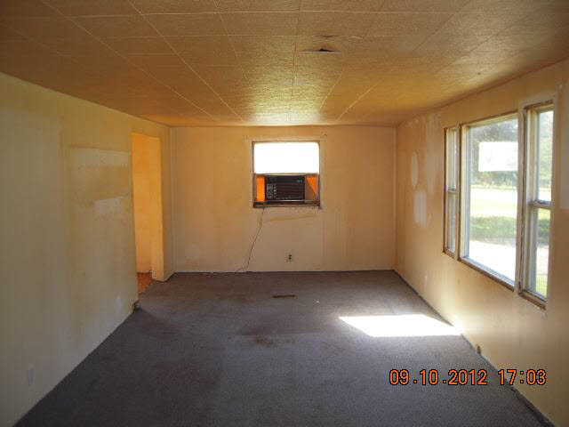 605 E Steele Dr, Syracuse, IN 46567 photo 10
