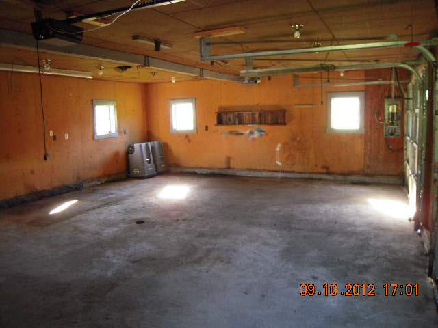 605 E Steele Dr, Syracuse, IN 46567 photo 7