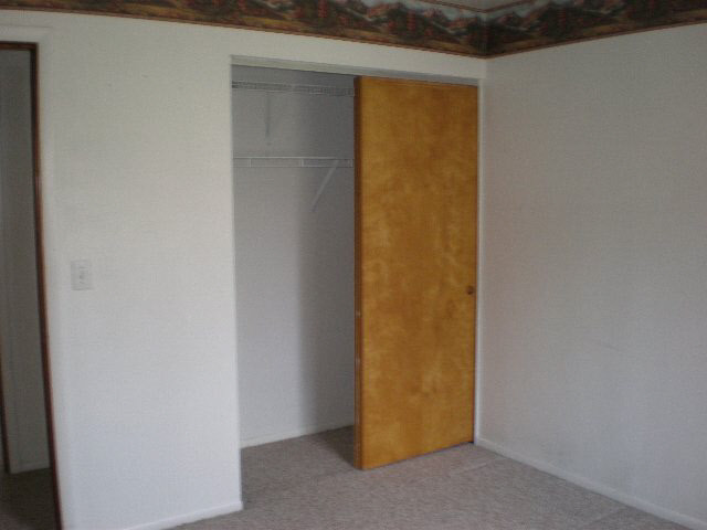 522 E Michigan St, Lagrange, IN 46761 photo 8
