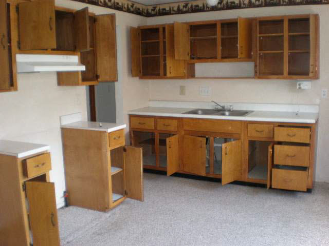 522 E Michigan St, Lagrange, IN 46761 photo 5