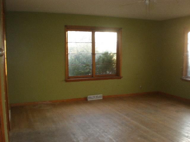 246 Kenwood Ave, Elkhart, IN 46516 photo 3