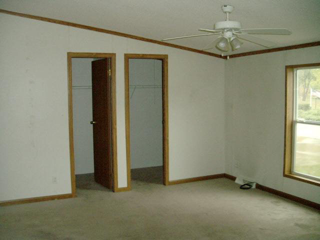 5050 Packard Ave, South Bend, IN 46619 photo 9