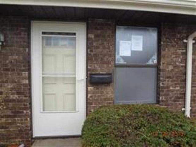 1512 Berkley Cir, Mishawaka, IN 46544 photo 2