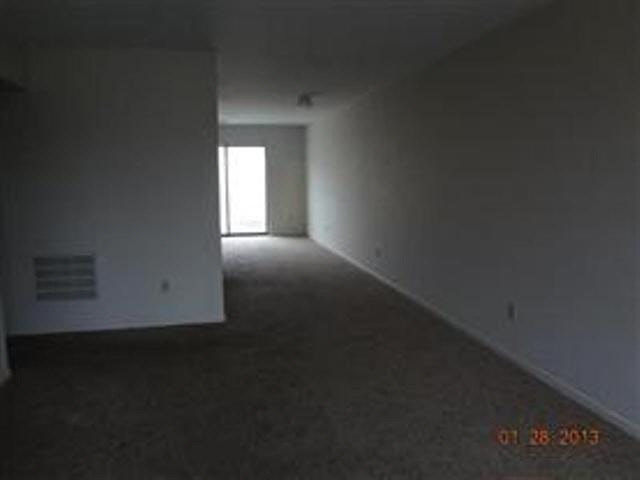 1512 Berkley Cir, Mishawaka, IN 46544 photo 3