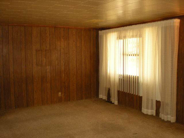 25120 Rex St, Elkhart, IN 46514 photo 3