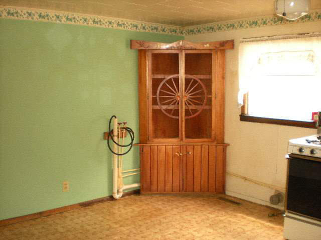 25120 Rex St, Elkhart, IN 46514 photo 5