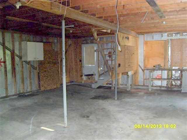 1014 W Lincoln Ave, Goshen, IN 46526 photo 17