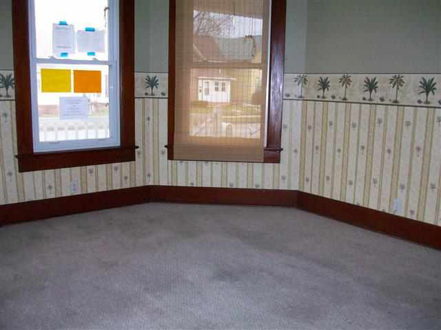 611 N Main St, Goshen, IN 46526 photo 5
