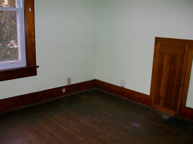 611 N Main St, Goshen, IN 46526 photo 9