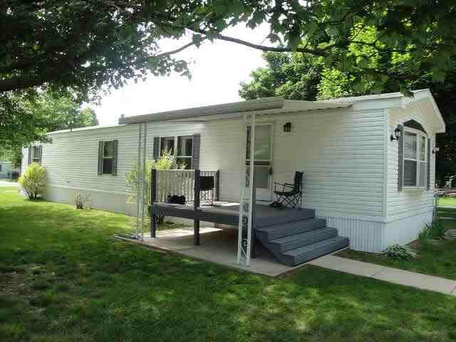 30127 Treva St, Elkhart, IN 46514 photo 1