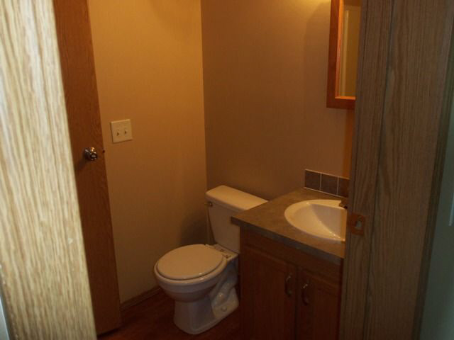 215 Olive St, Goshen, IN 46528 photo 13