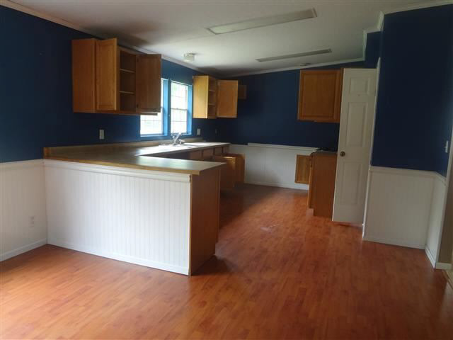 19163 Helen Ave, South Bend, IN 46637 photo 5