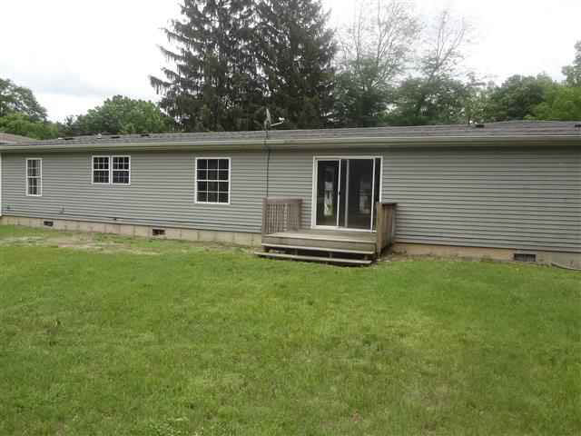 19163 Helen Ave, South Bend, IN 46637 photo 2