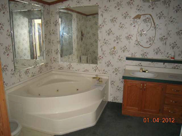 26285 Byron Ave, South Bend, IN 46619 photo 10