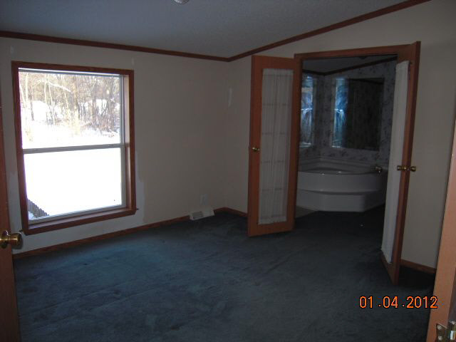 26285 Byron Ave, South Bend, IN 46619 photo 9