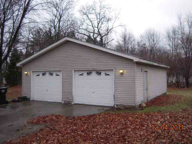 26285 Byron Ave, South Bend, IN 46619 photo 3