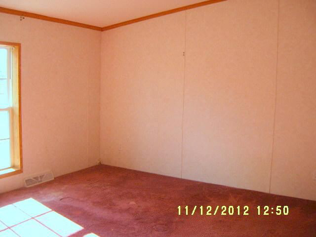 23709 Nora St, Elkhart, IN 46516 photo 5