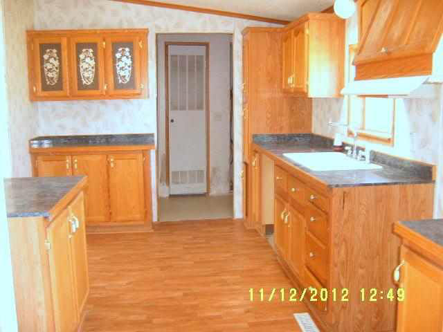 23709 Nora St, Elkhart, IN 46516 photo 4