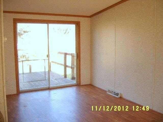 23709 Nora St, Elkhart, IN 46516 photo 3