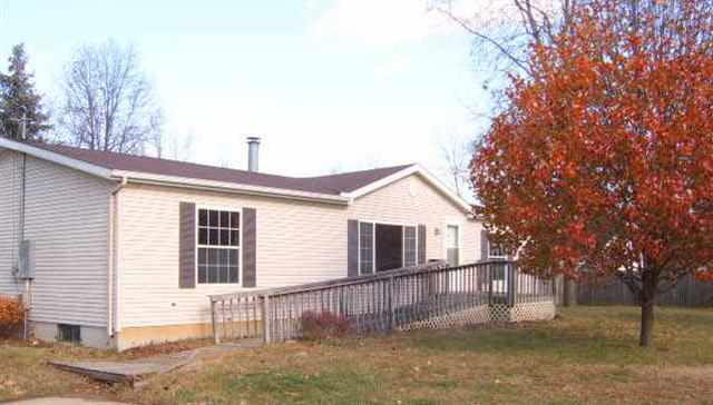 23709 Nora St, Elkhart, IN 46516 photo 1