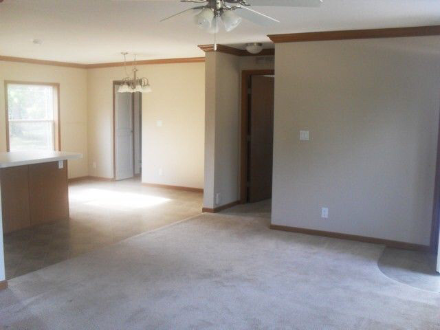 58143 Mockingbird Ct, Elkhart, IN 46517 photo 3