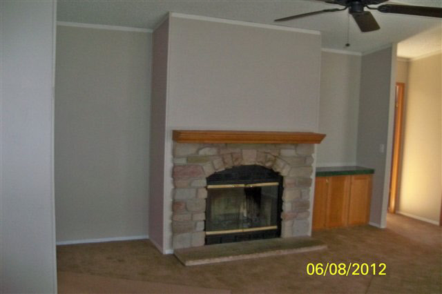 30398 Tower, Elkhart, IN 46516 photo 4