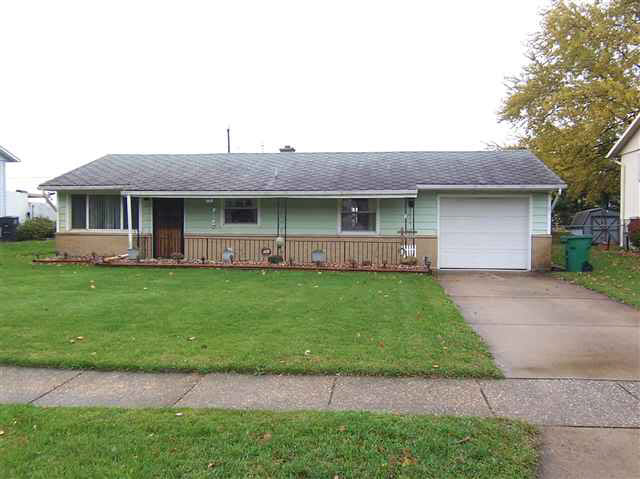 28928 Driftwood Dr, Elkhart, IN 46516 photo 1