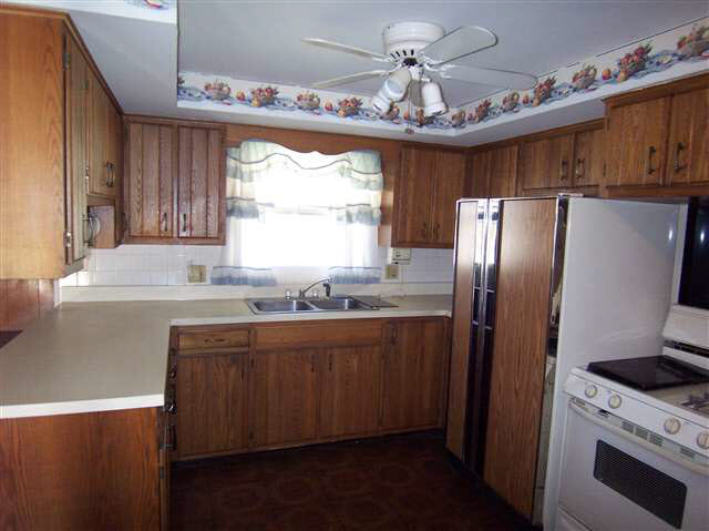 28928 Driftwood Dr, Elkhart, IN 46516 photo 4