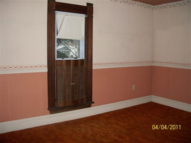 755 E Market, Nappanee, IN 46550 photo 7