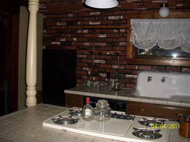 755 E Market, Nappanee, IN 46550 photo 8