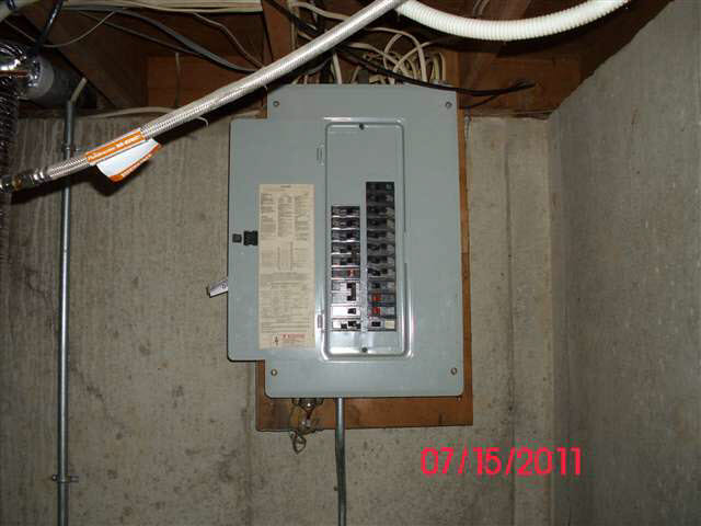902 Eckman, South Bend, IN 46614 photo 10