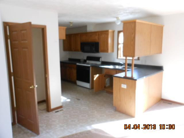 55124 Oak Rd, South Bend, IN 46628 photo 6