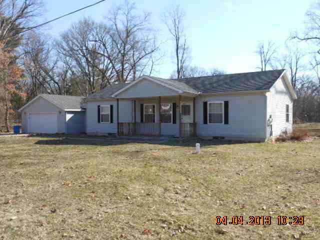 55124 Oak Rd, South Bend, IN 46628 photo 1
