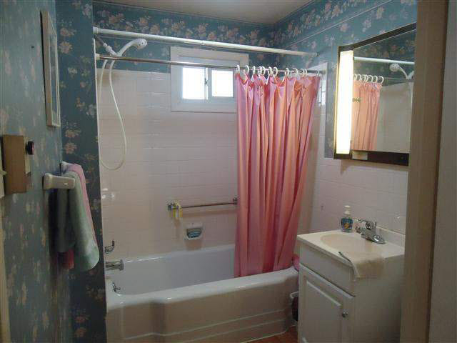 2642 Monger Ave, Elkhart, IN 46516 photo 9